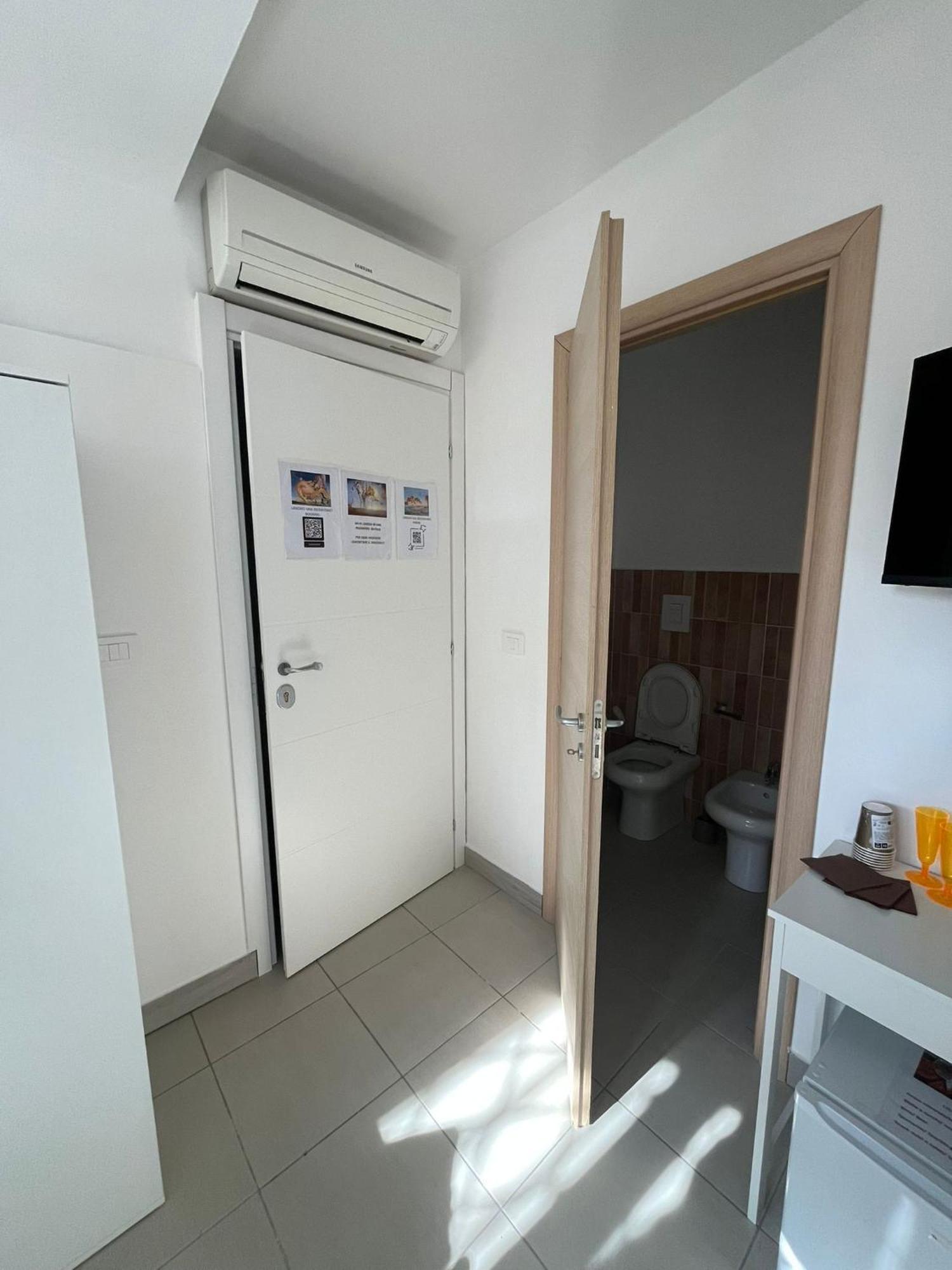 Aurora Rooms Помиляно д'Арко Екстериор снимка