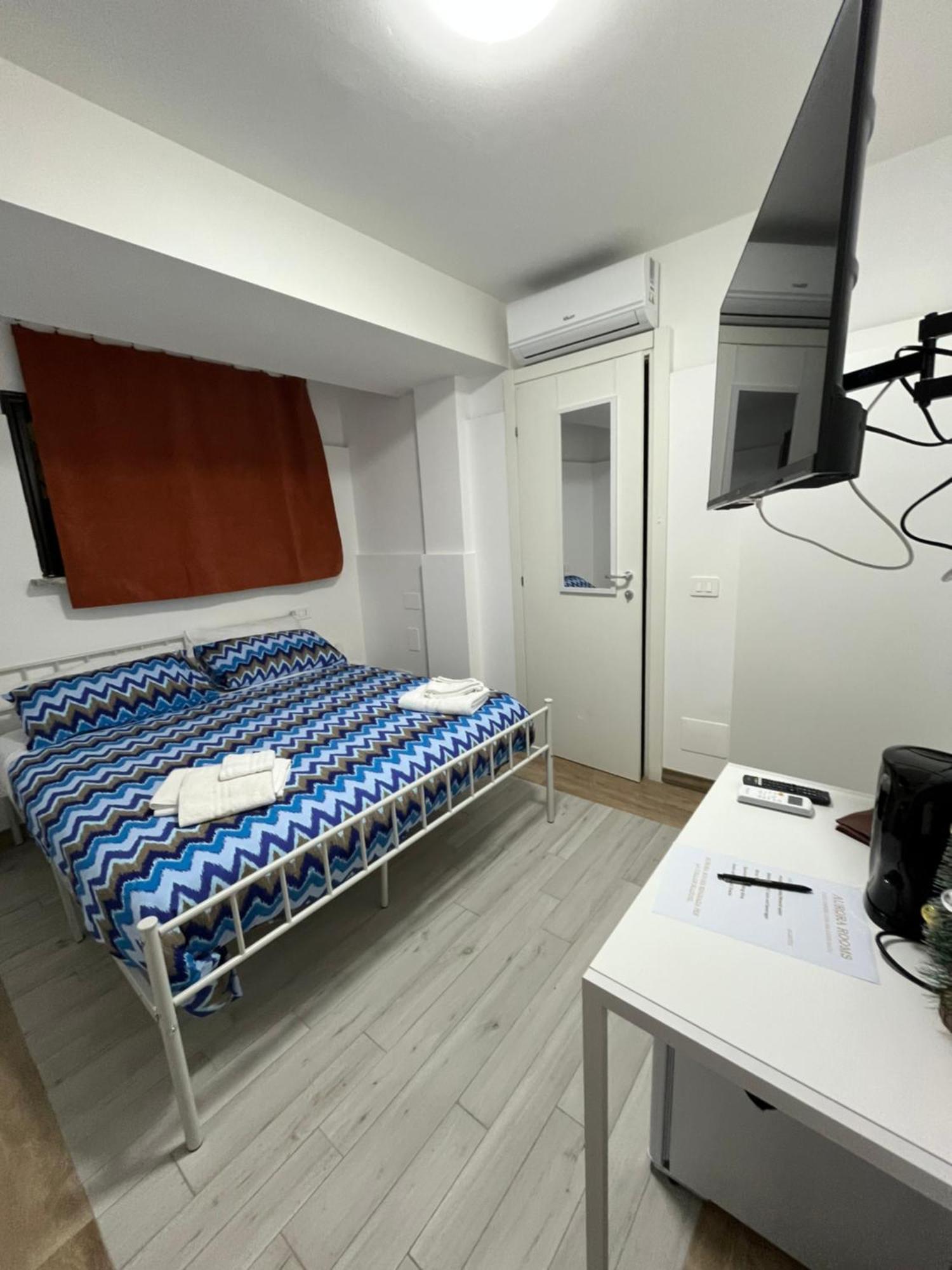 Aurora Rooms Помиляно д'Арко Екстериор снимка