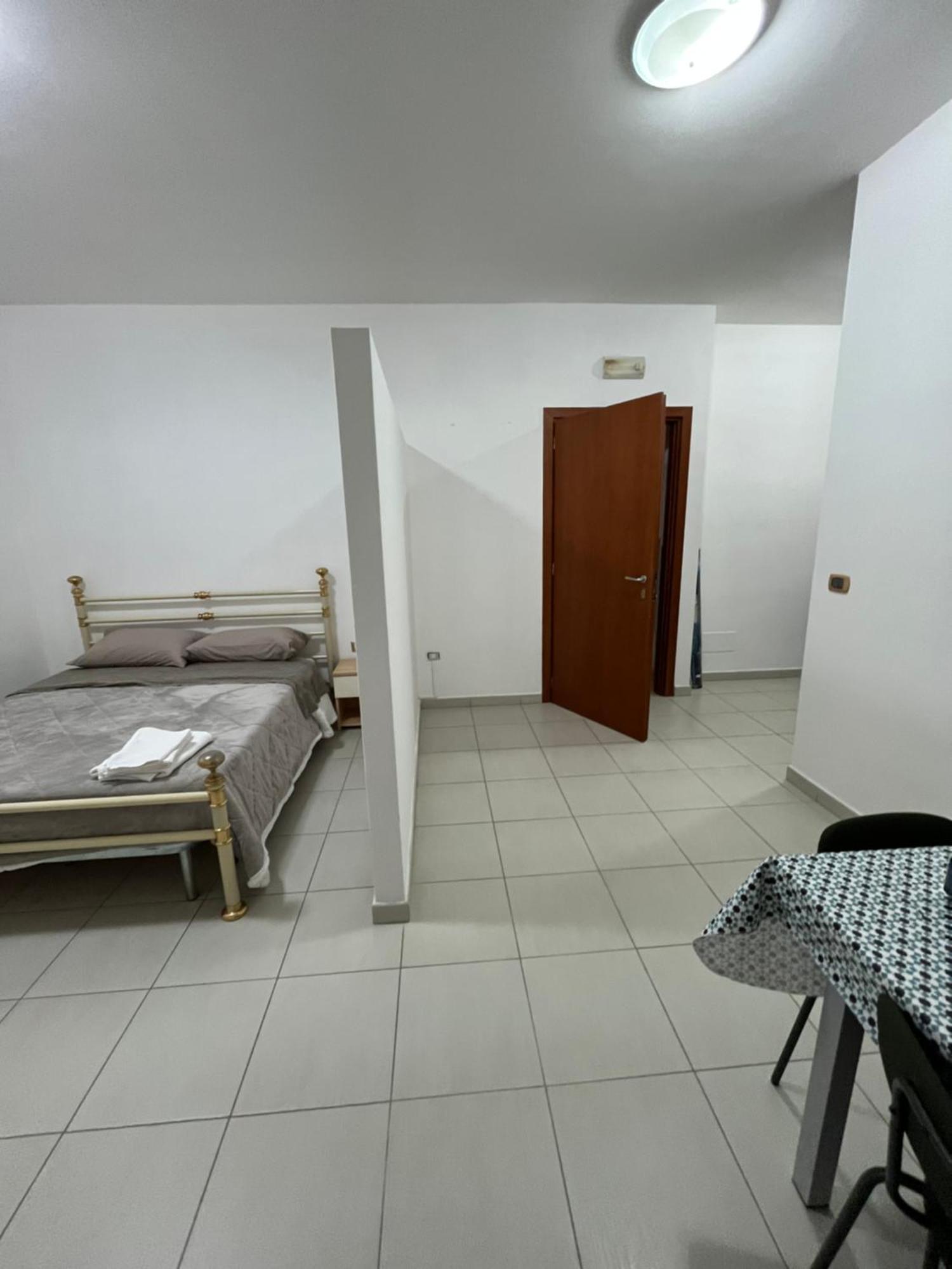 Aurora Rooms Помиляно д'Арко Екстериор снимка
