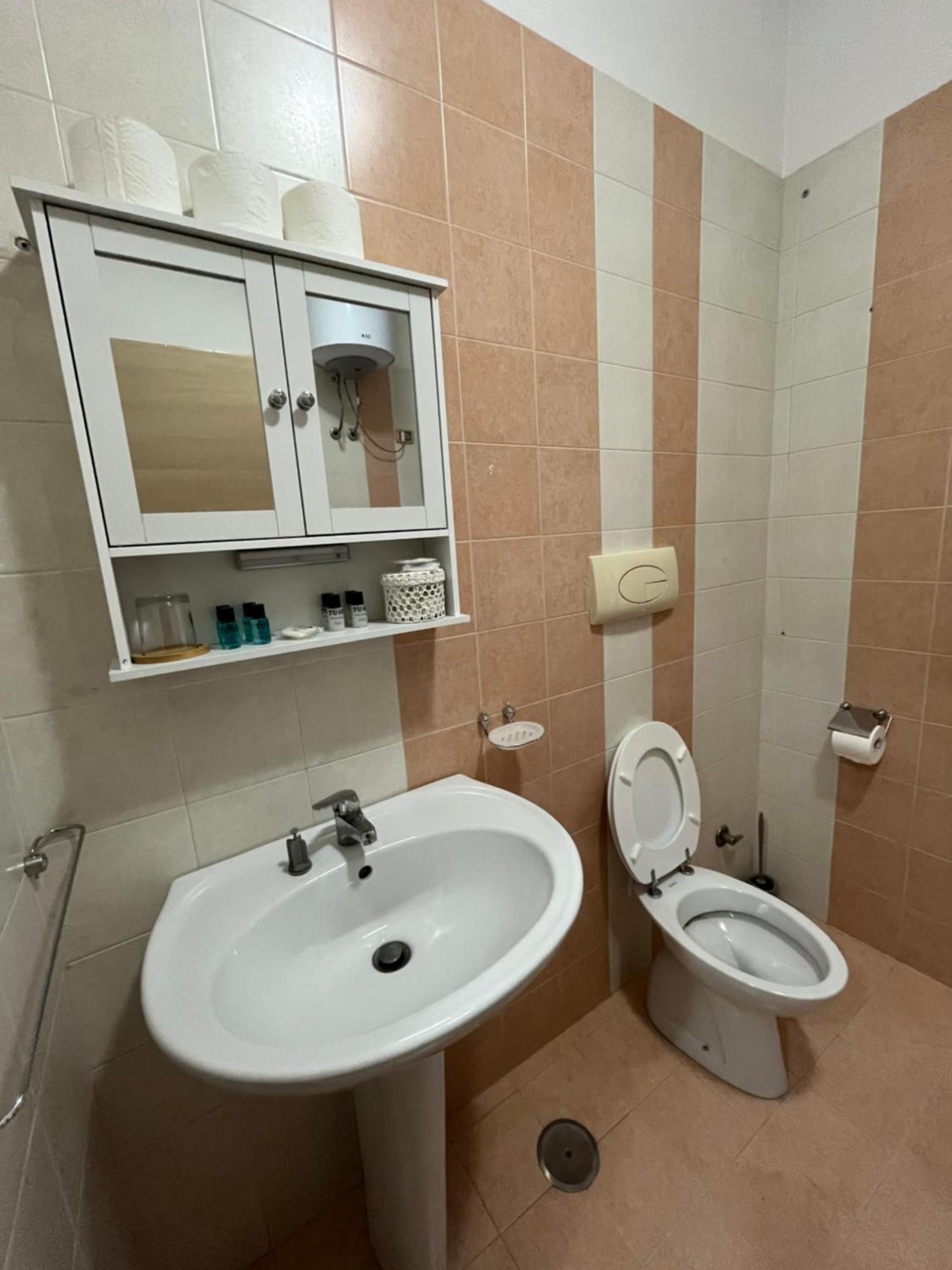 Aurora Rooms Помиляно д'Арко Екстериор снимка